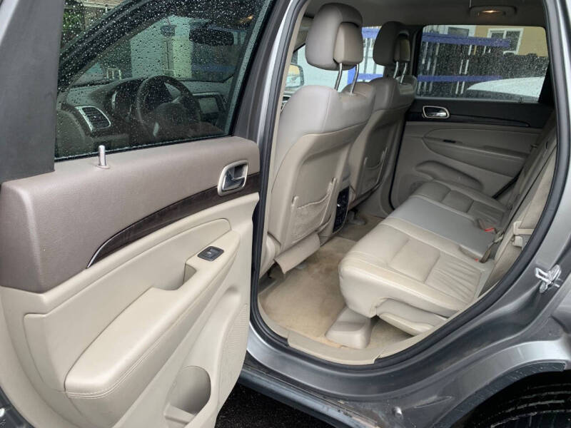 2012 Jeep Grand Cherokee Laredo