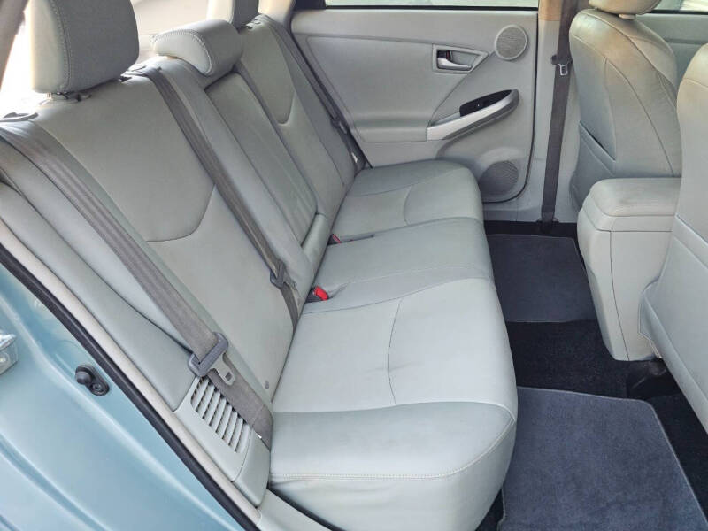2014 Toyota Prius Five