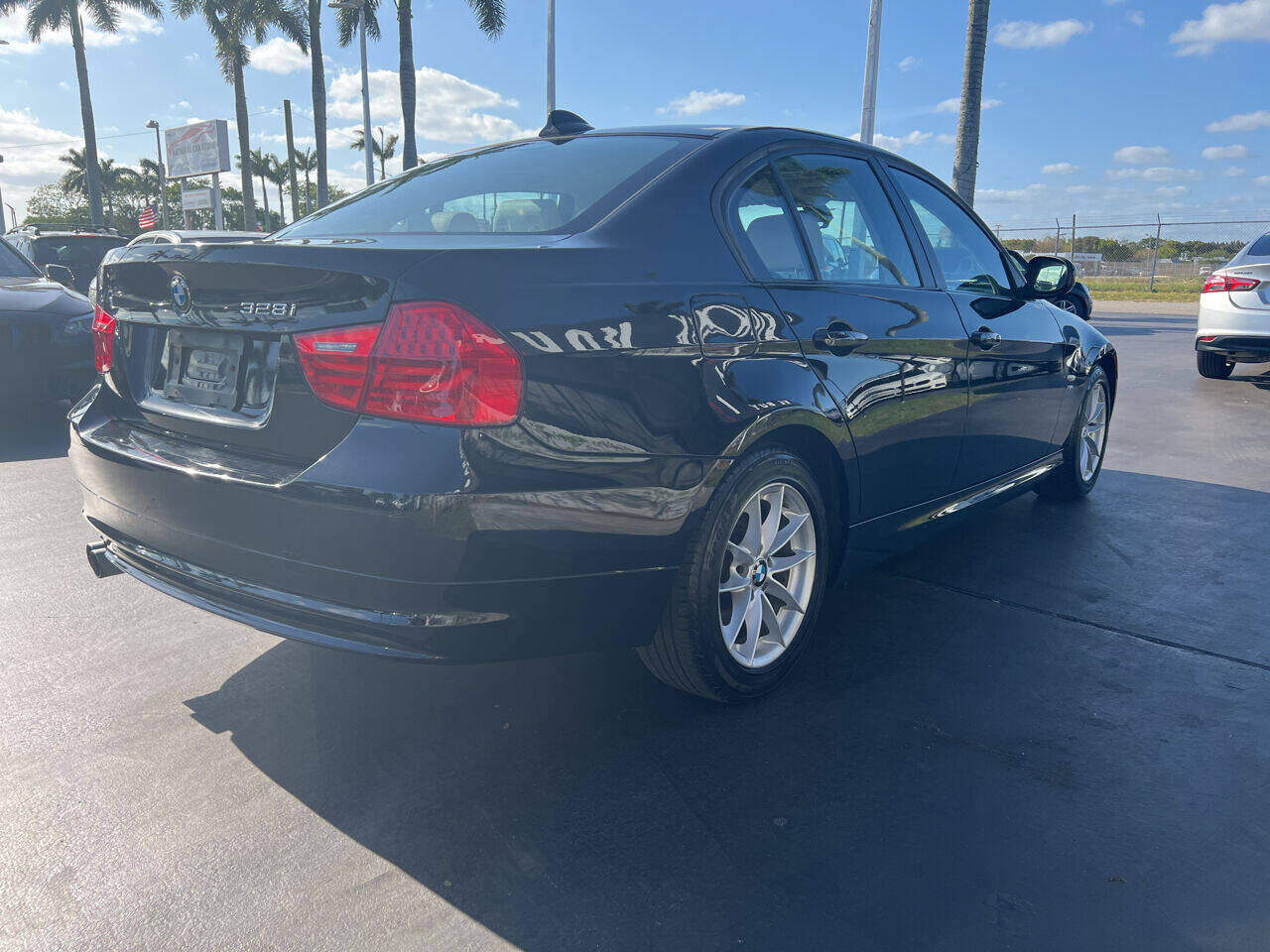 2010 BMW 3 Series Sedan - $7,900