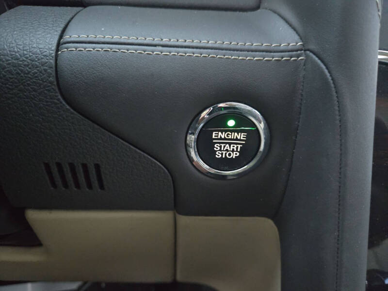 2017 Lincoln Navigator L Reserve