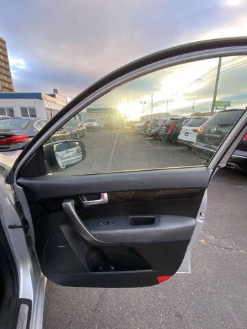 2014 Kia Sorento SX Limited