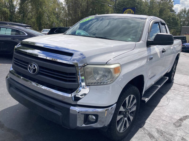 2014 Toyota Tundra SR5