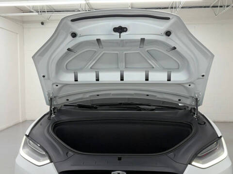 2020 Tesla Model X Long Range Plus