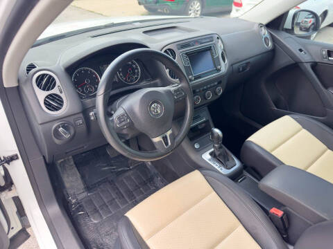 2017 Volkswagen Tiguan 2.0T Wolfsburg Edition