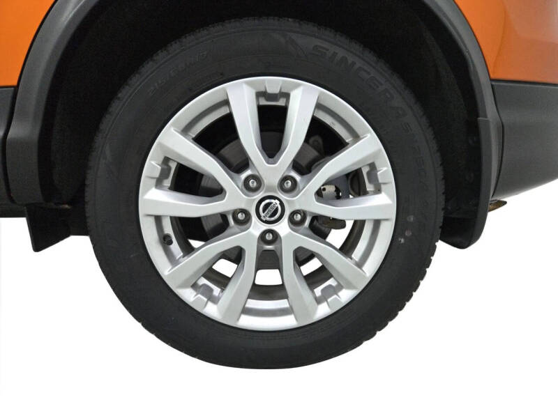 2022 Nissan Rogue Sport SV