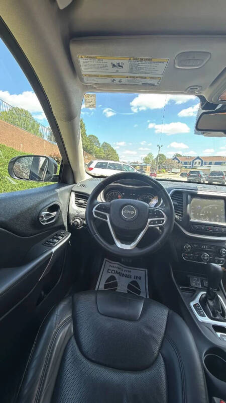2017 Jeep Cherokee Overland