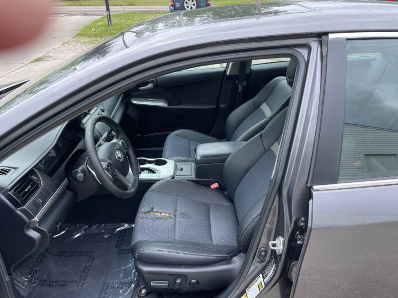 2014 Toyota Camry SE