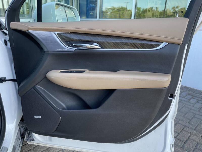 2020 Cadillac XT6 Sport