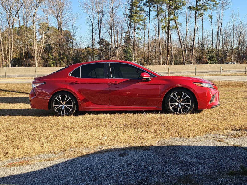 2019 Toyota Camry SE