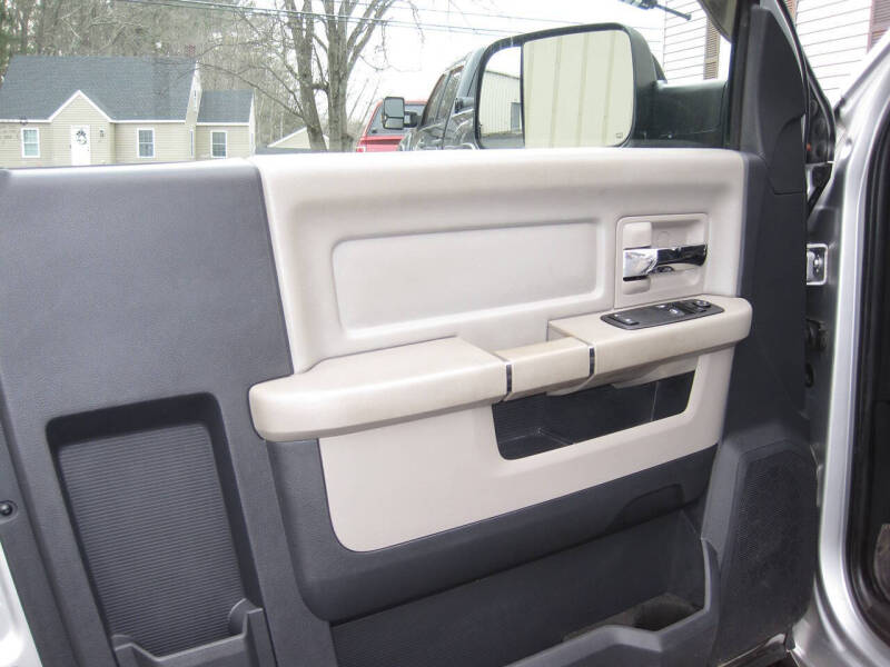 2012 RAM 2500 SLT