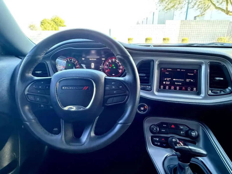 2023 Dodge Challenger SXT