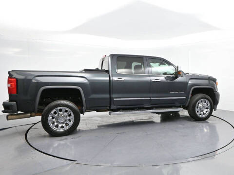 2017 GMC Sierra 2500HD Denali