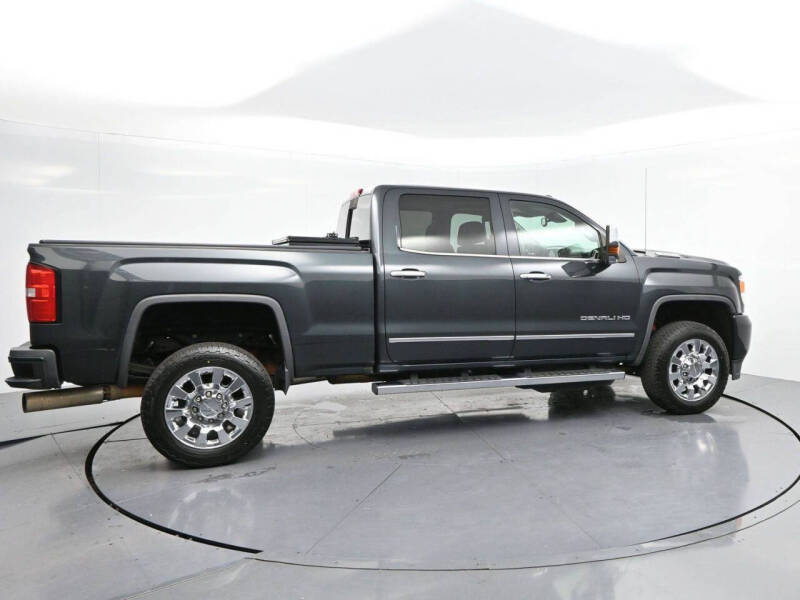2017 GMC Sierra 2500HD Denali