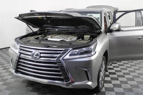 2017 Lexus LX 570