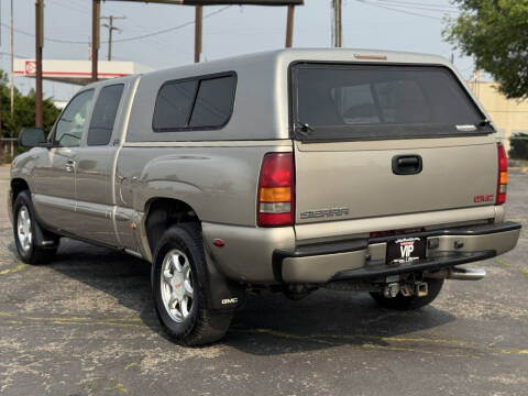 2002 GMC Sierra 1500 Denali