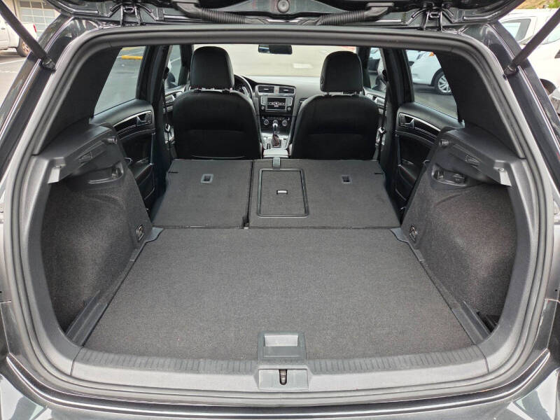 2016 Volkswagen Golf GTI SE