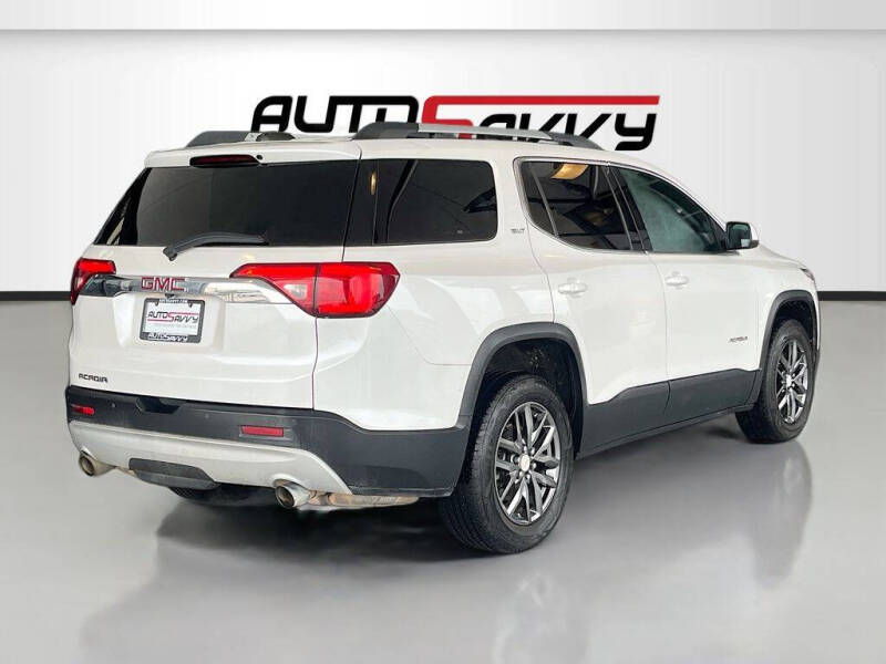2017 GMC Acadia SLT-1