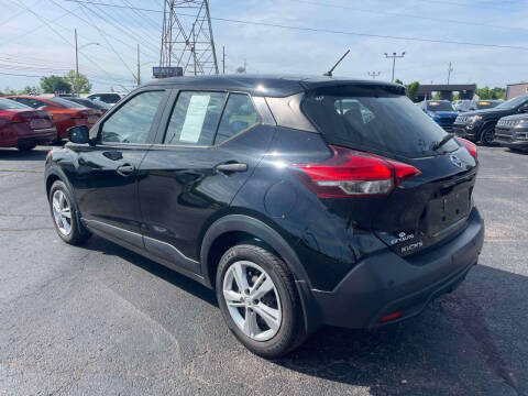 2020 Nissan Kicks S