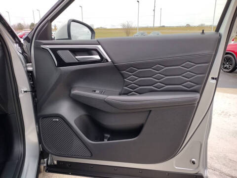 2025 Mitsubishi Outlander SEL