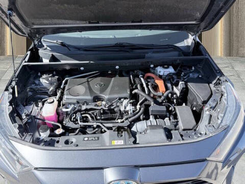 2021 Toyota RAV4 Hybrid LE