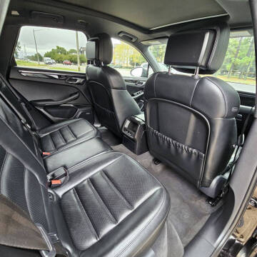 2015 Porsche Macan S