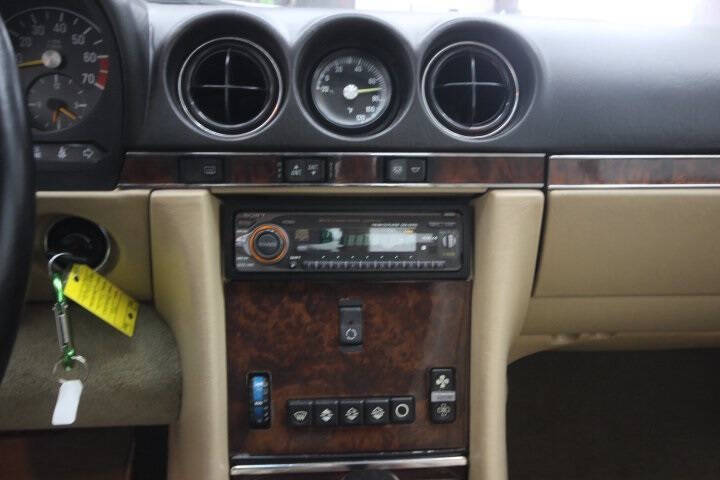 1988 Mercedes-Benz 560-Class 560 SL