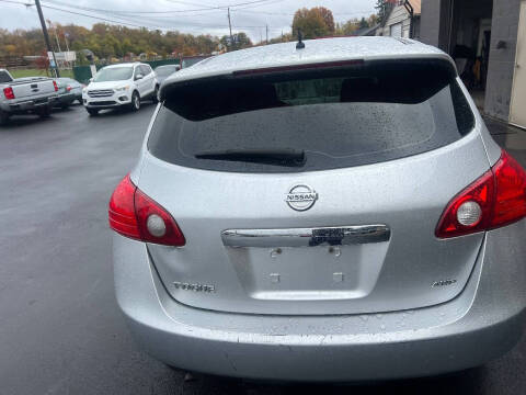 2011 Nissan Rogue S Krom