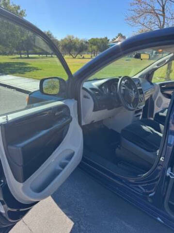 2015 Dodge Grand Caravan SE