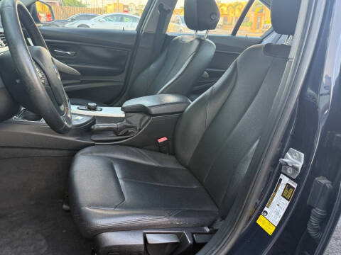 2016 BMW 3 Series 320i