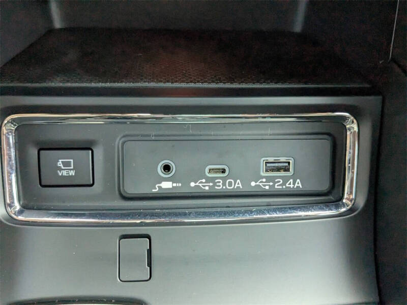 2025 Subaru Ascent Limited Bronze Edition