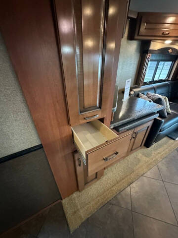 2015 Fleetwood RV Excursion 35B