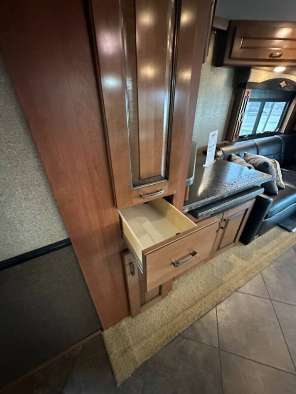 2015 Fleetwood RV Excursion 35B