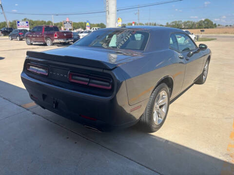 2021 Dodge Challenger SXT
