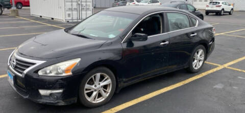 2015 Nissan Altima for sale at VICTORY LANE AUTO in Raymore MO