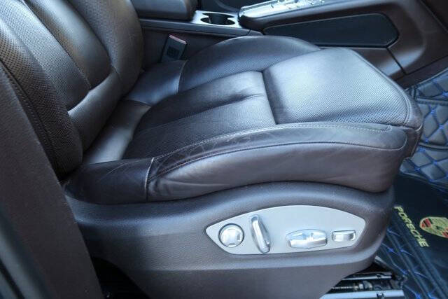 2015 Porsche Macan S