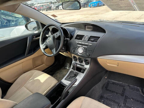 2011 Mazda MAZDA3 i Touring
