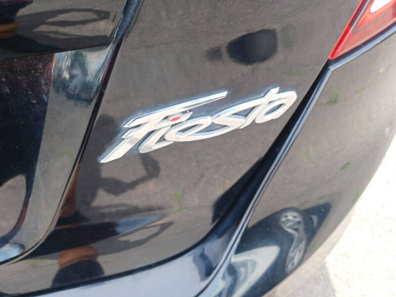 2016 Ford Fiesta SE