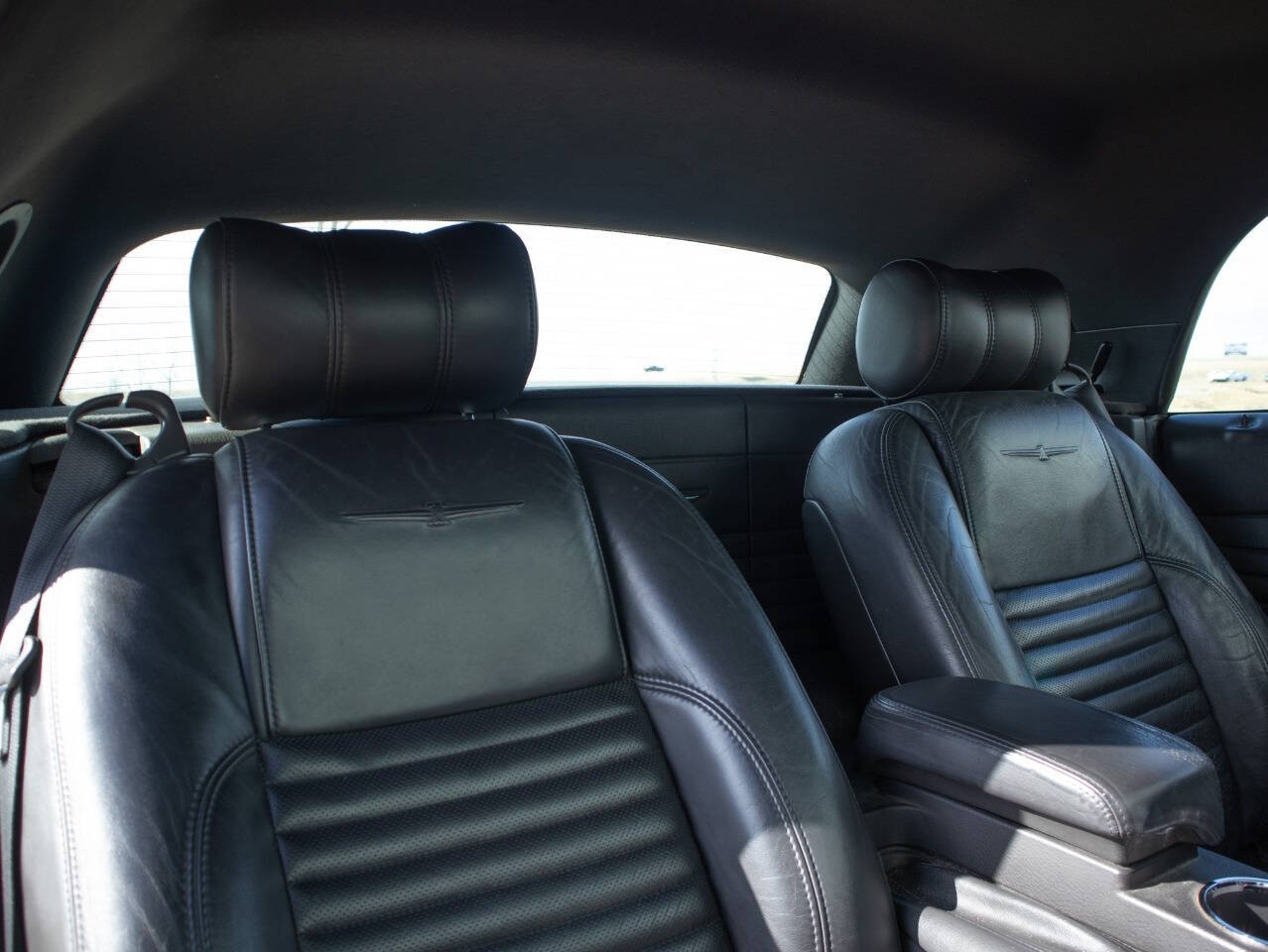 2003 Ford Thunderbird 23
