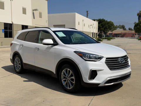 2017 Hyundai Santa Fe SE