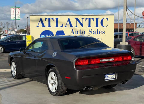2014 Dodge Challenger SXT