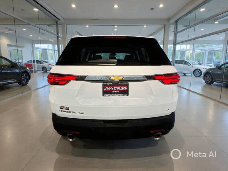 2022 Chevrolet Traverse LT Leather
