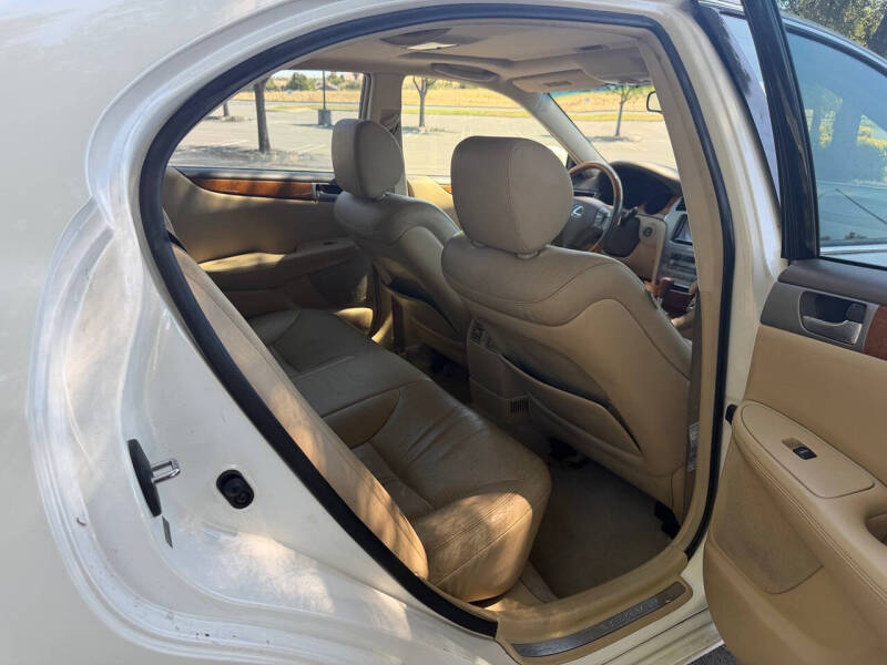 2005 Lexus ES 330