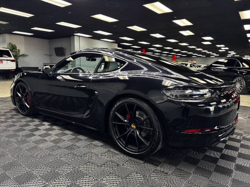 2018 Porsche 718 Cayman GTS