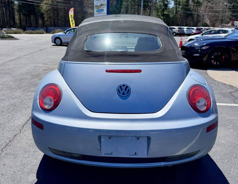 2010 Volkswagen New Beetle Convertible Final Edition PZEV