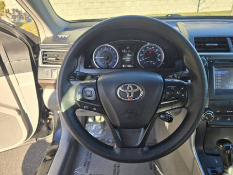 2016 Toyota Camry LE