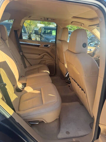 2011 Porsche Cayenne S