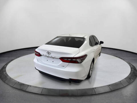 2022 Toyota Camry LE