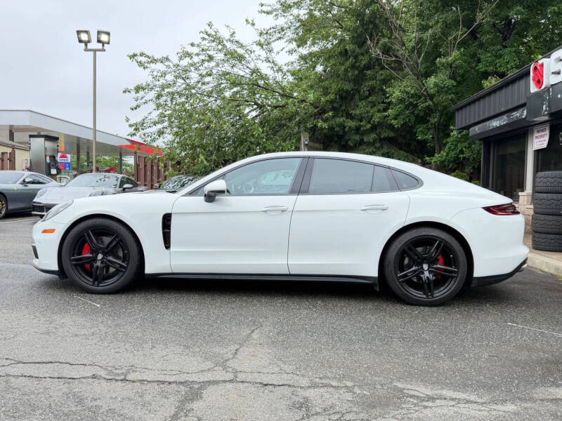 2018 Porsche Panamera 4S