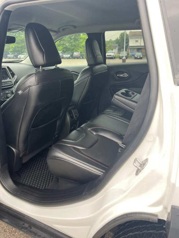 2021 Jeep Cherokee Trailhawk