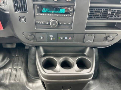 2025 GMC Savana 3500